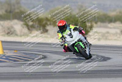 media/Jan-15-2026-Racers Edge (Thu) [[dfebeb70ab]]/3-B Group/Session 4 (Turn 5)/